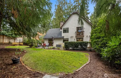 16719 1st Avenue SE Bothell WA 98012