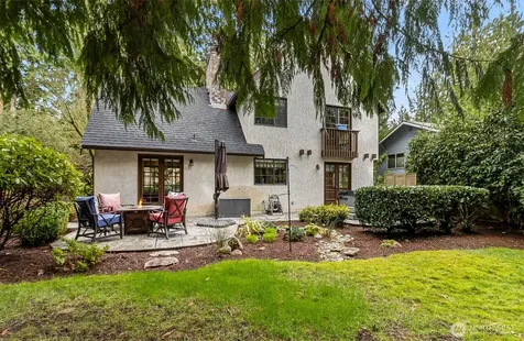 16719 1st Avenue SE Bothell WA 98012
