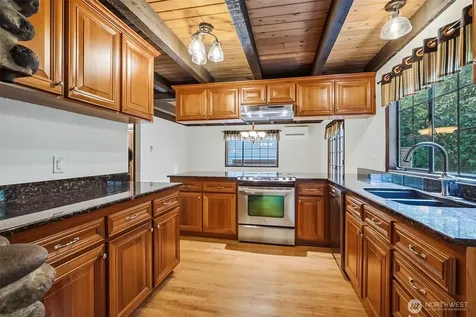 16719 1st Avenue SE Bothell WA 98012