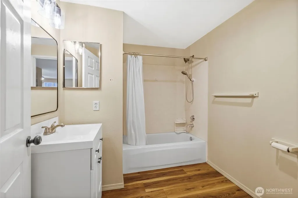 10824 SE 170th Street Renton WA 98055