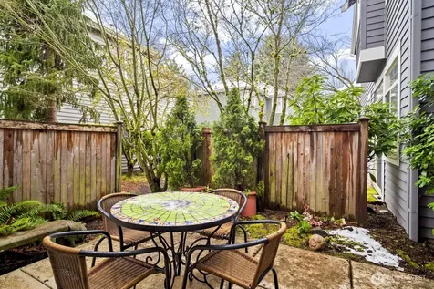 15650 NE 95th Way Redmond WA 98052
