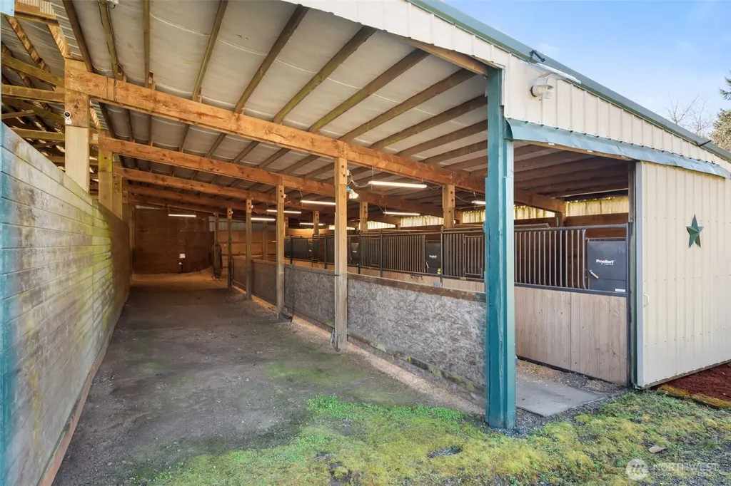 453 Coma Road Vader WA 98593
