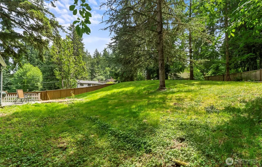 16423 179th Place NE Woodinville WA 98072