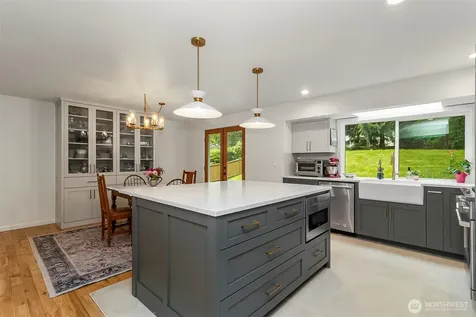 16423 179th Place NE Woodinville WA 98072
