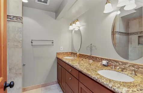 16423 179th Place NE Woodinville WA 98072
