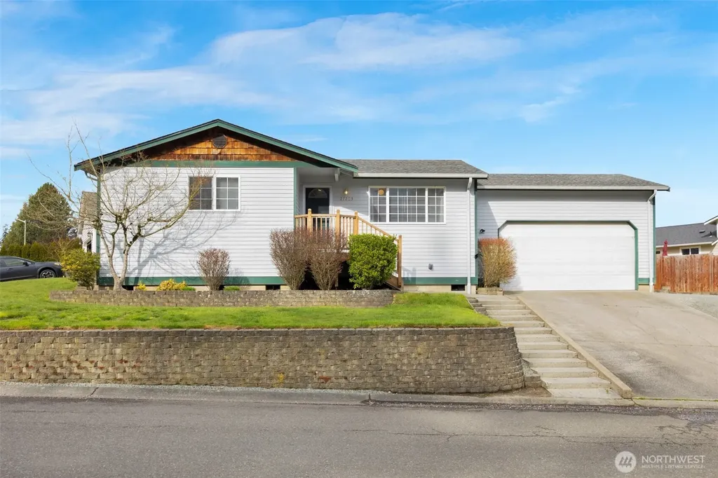 27203 Church Creek Loop NW Stanwood WA 98292