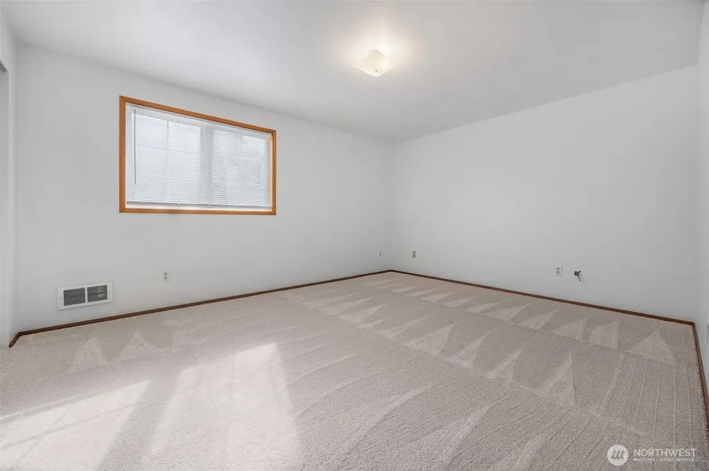 27203 Church Creek Loop NW Stanwood WA 98292