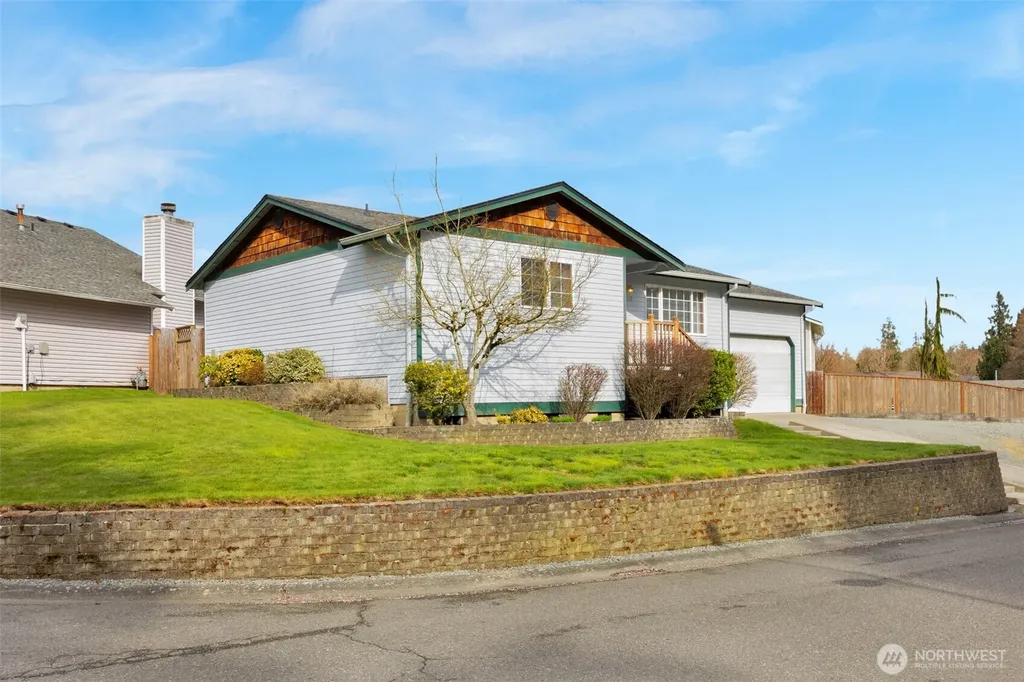 27203 Church Creek Loop NW Stanwood WA 98292
