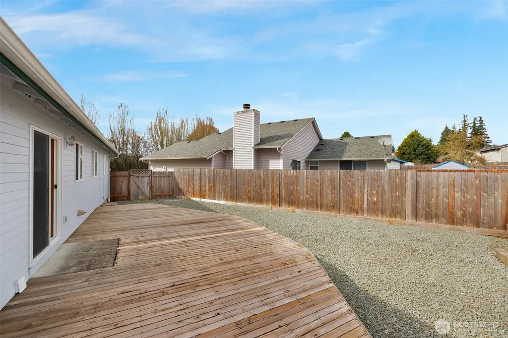 27203 Church Creek Loop NW Stanwood WA 98292