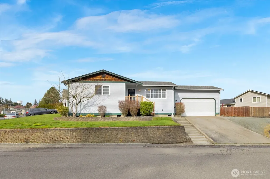 27203 Church Creek Loop NW Stanwood WA 98292