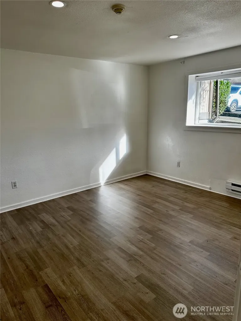 4721 176th Street SW Lynnwood WA 98037