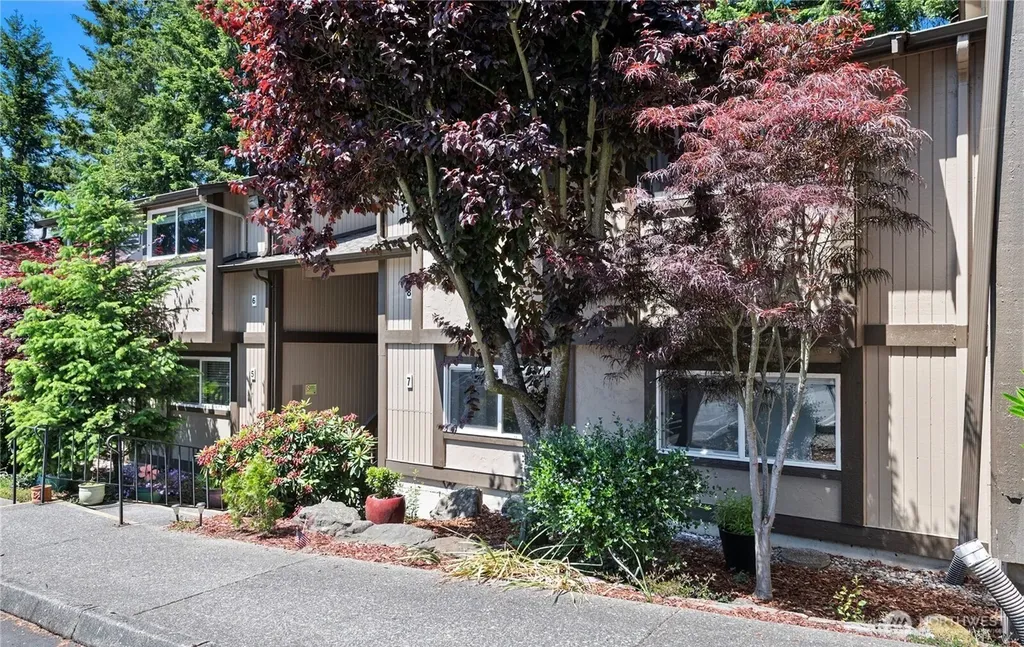 4721 176th Street SW Lynnwood WA 98037