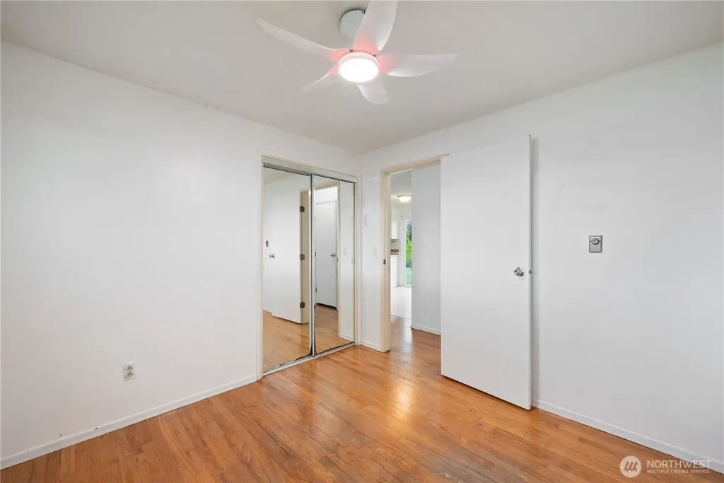 359 Douglas Street Longview WA 98632