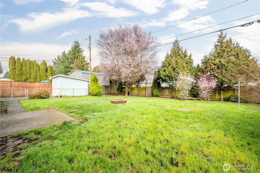 359 Douglas Street Longview WA 98632