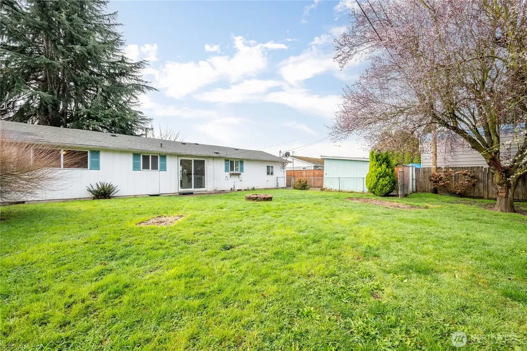 359 Douglas Street Longview WA 98632