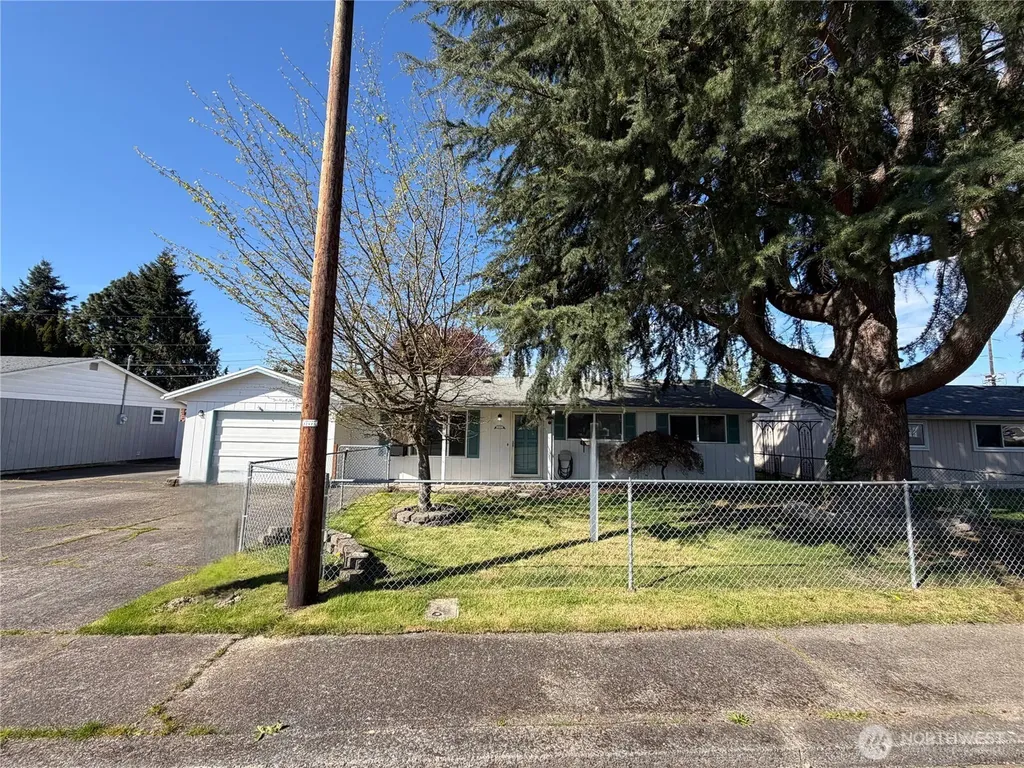 359 Douglas Street Longview WA 98632