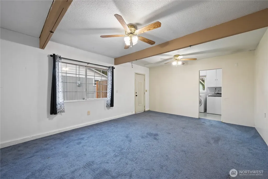 359 Douglas Street Longview WA 98632