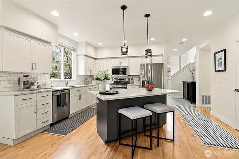 6731 161st Avenue SE Bellevue WA 98006