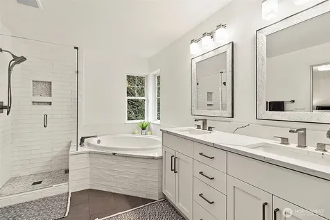 6731 161st Avenue SE Bellevue WA 98006