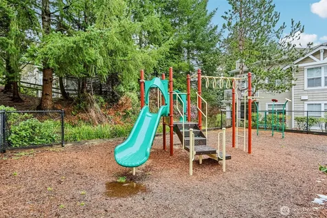 23760 SE 52nd Lane Issaquah WA 98029
