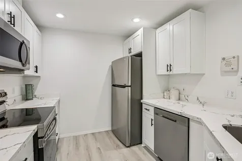 23760 SE 52nd Lane Issaquah WA 98029