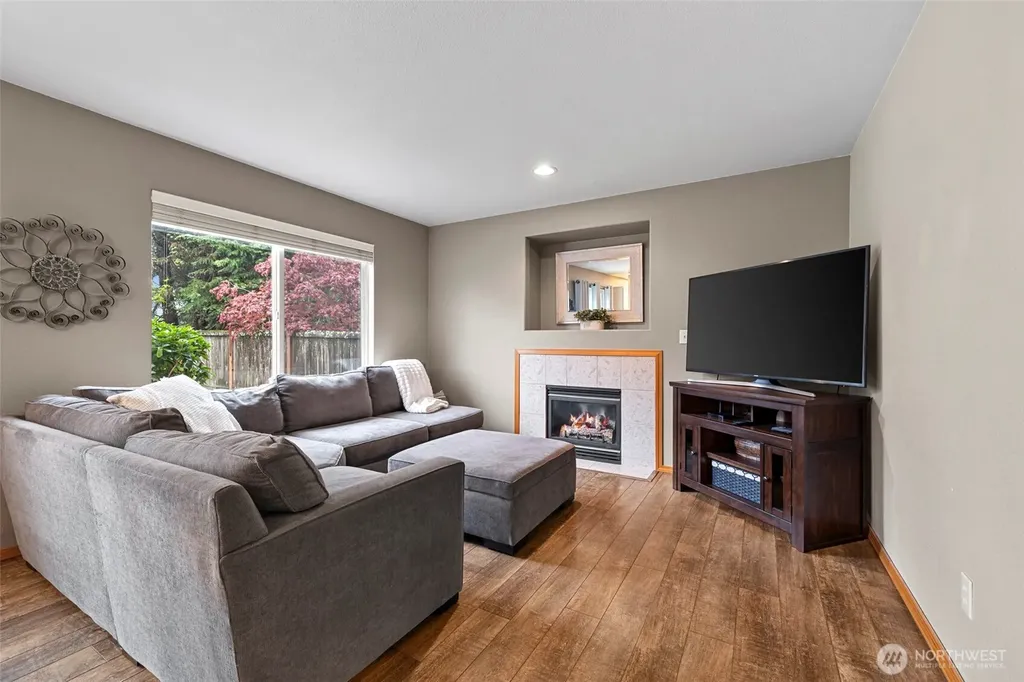 4613 149th Place SE Everett WA 98208