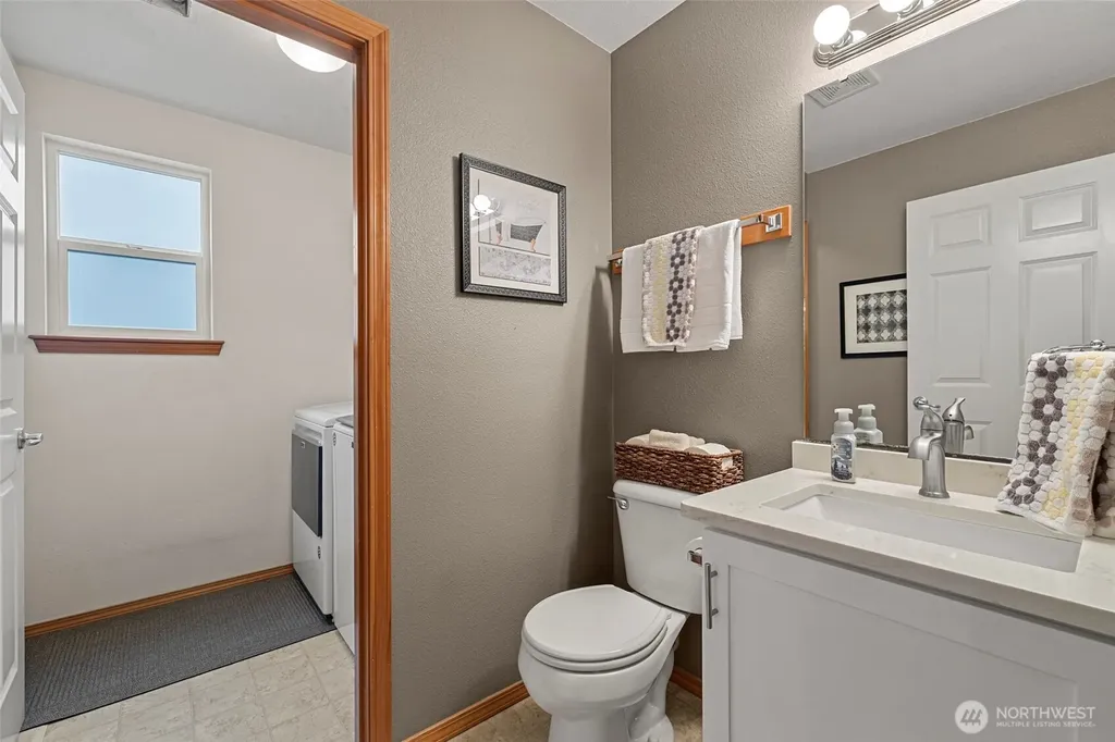 4613 149th Place SE Everett WA 98208
