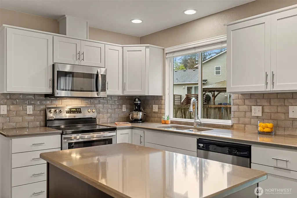 4613 149th Place SE Everett WA 98208