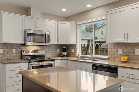 4613 149th Place SE Everett WA 98208