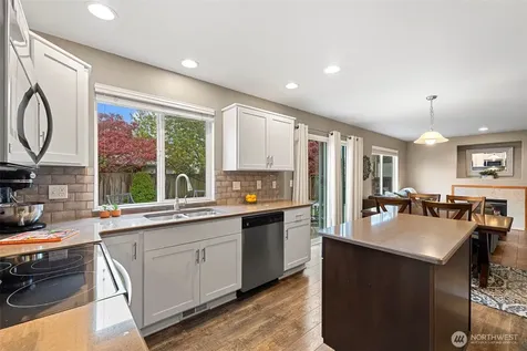 4613 149th Place SE Everett WA 98208