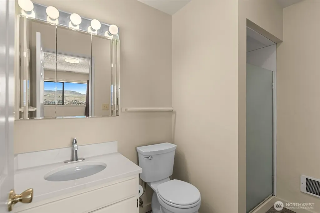 407 Oregon Street Wenatchee WA 98801