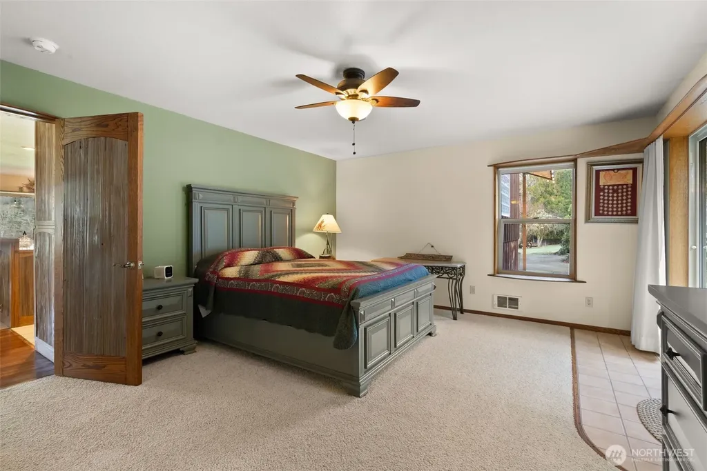 65 Wilderness Road Oakville WA 98568