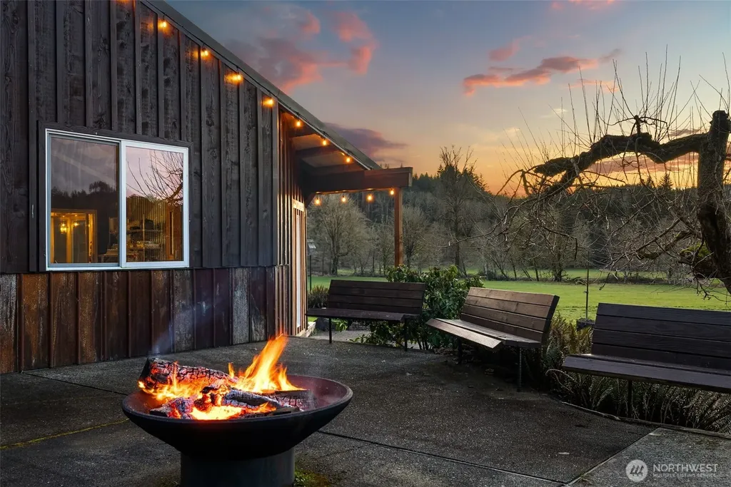 65 Wilderness Road Oakville WA 98568