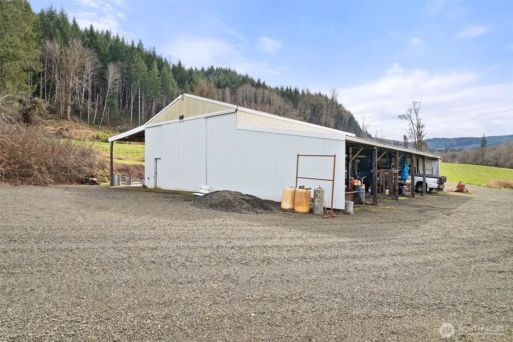 65 Wilderness Road Oakville WA 98568