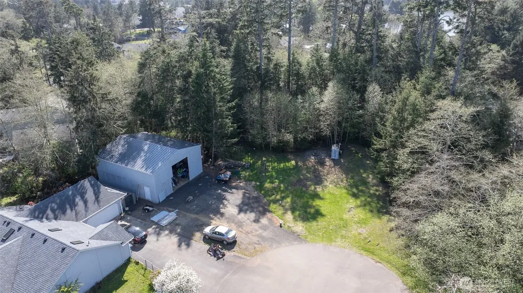 239 Mallus Court SE Ocean Shores WA 98569