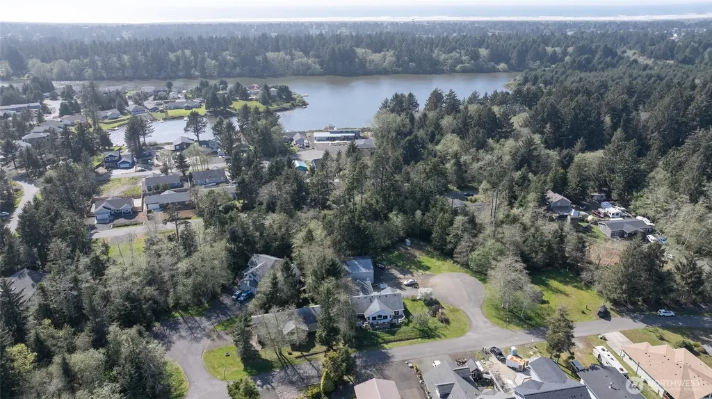 239 Mallus Court SE Ocean Shores WA 98569