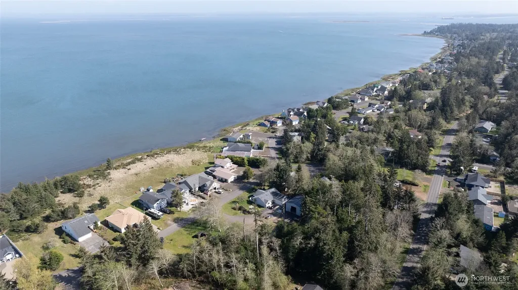 239 Mallus Court SE Ocean Shores WA 98569