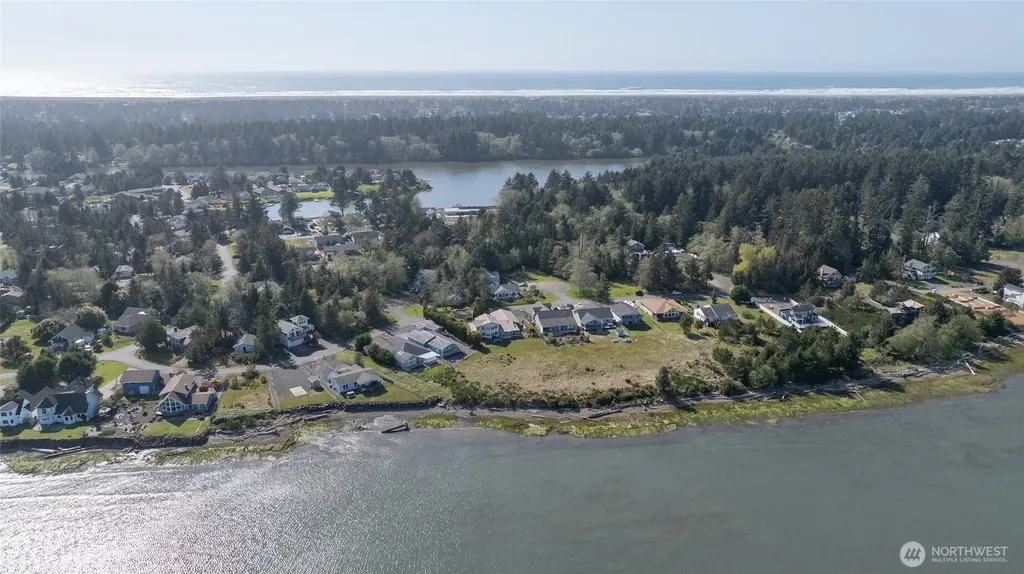 239 Mallus Court SE Ocean Shores WA 98569