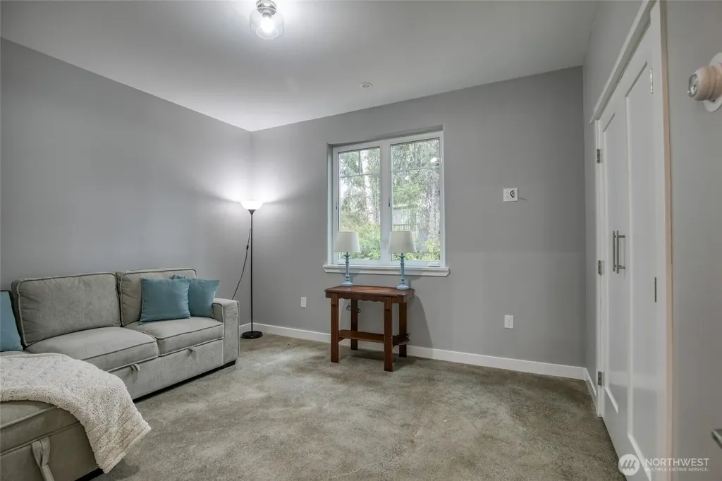737 Wakina Loop SE Ocean Shores WA 98569