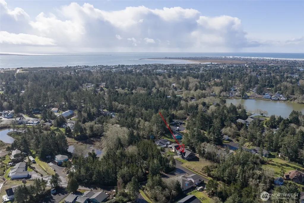 737 Wakina Loop SE Ocean Shores WA 98569