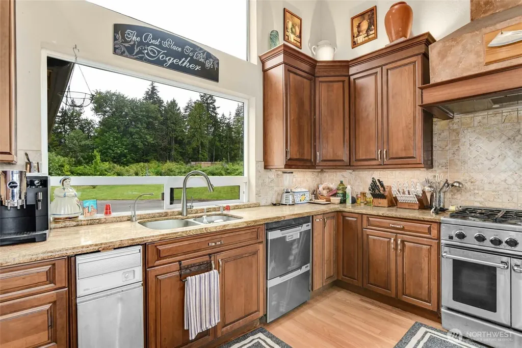 3188 Hinkley Road SE Port Orchard WA 98366
