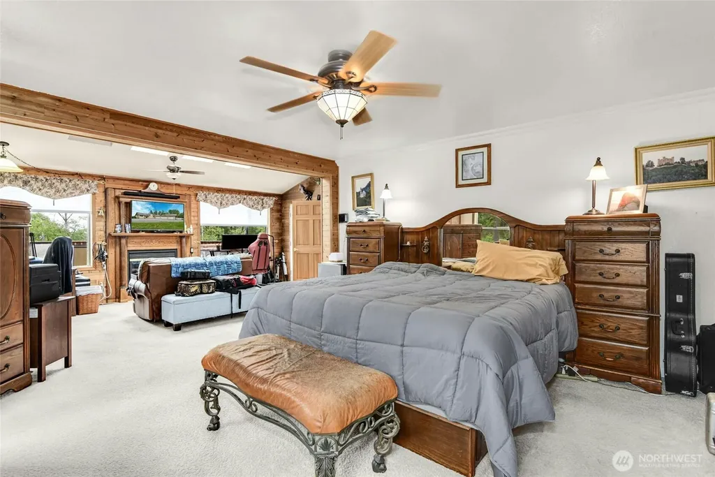 3188 Hinkley Road SE Port Orchard WA 98366