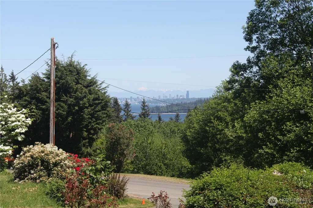 3188 Hinkley Road SE Port Orchard WA 98366