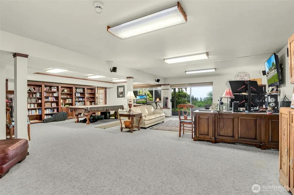 3188 Hinkley Road SE Port Orchard WA 98366