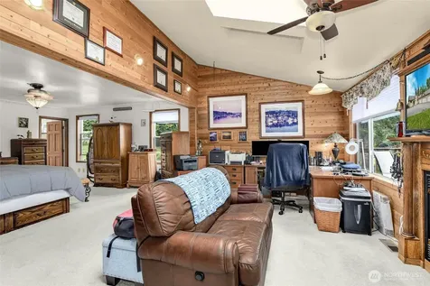 3188 Hinkley Road SE Port Orchard WA 98366