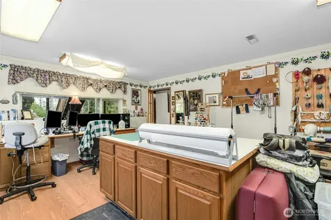 3188 Hinkley Road SE Port Orchard WA 98366