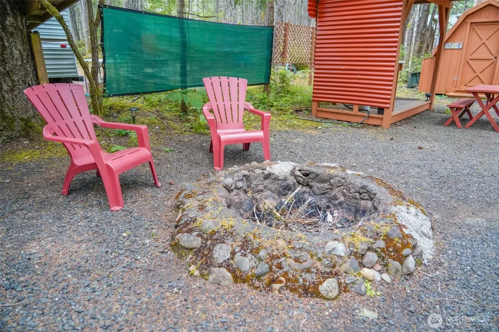 531 N Kokanee Ridge Drive Hoodsport WA 98548