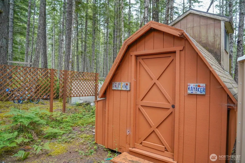 531 N Kokanee Ridge Drive Hoodsport WA 98548