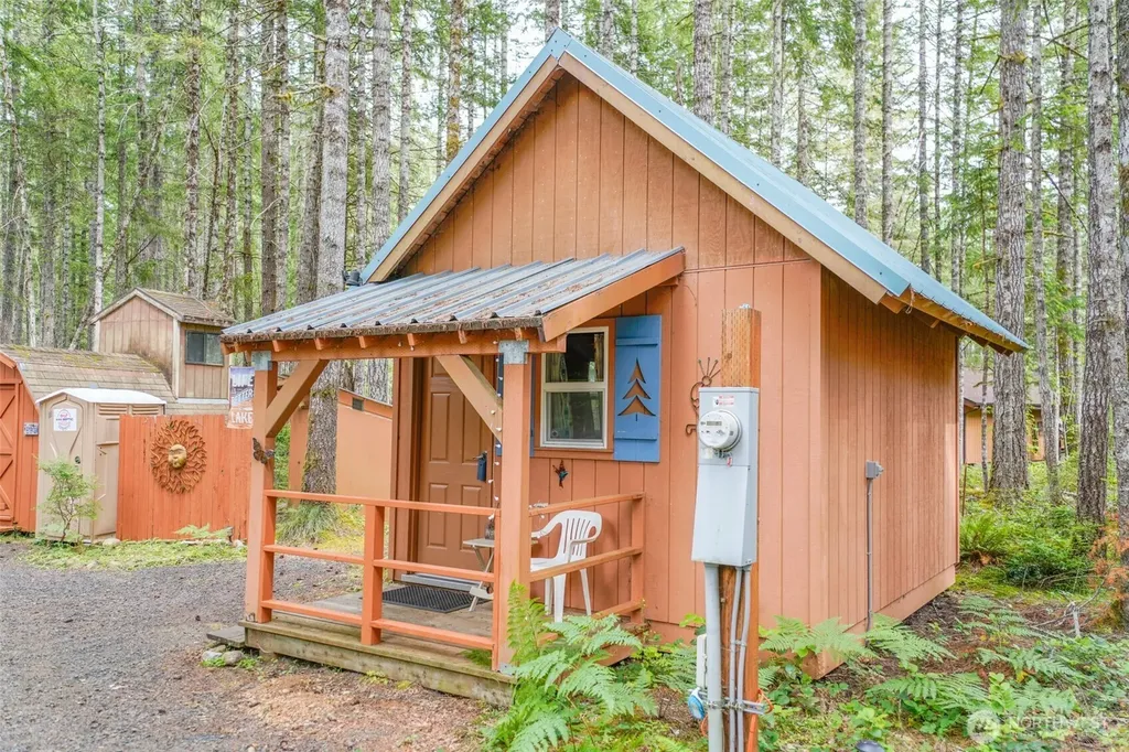 531 N Kokanee Ridge Drive Hoodsport WA 98548