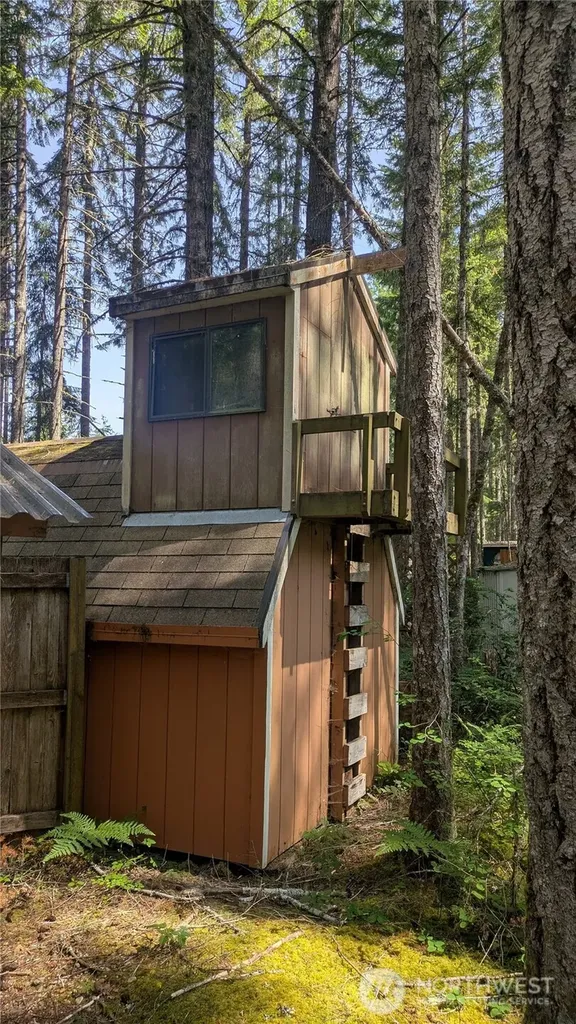 531 N Kokanee Ridge Drive Hoodsport WA 98548